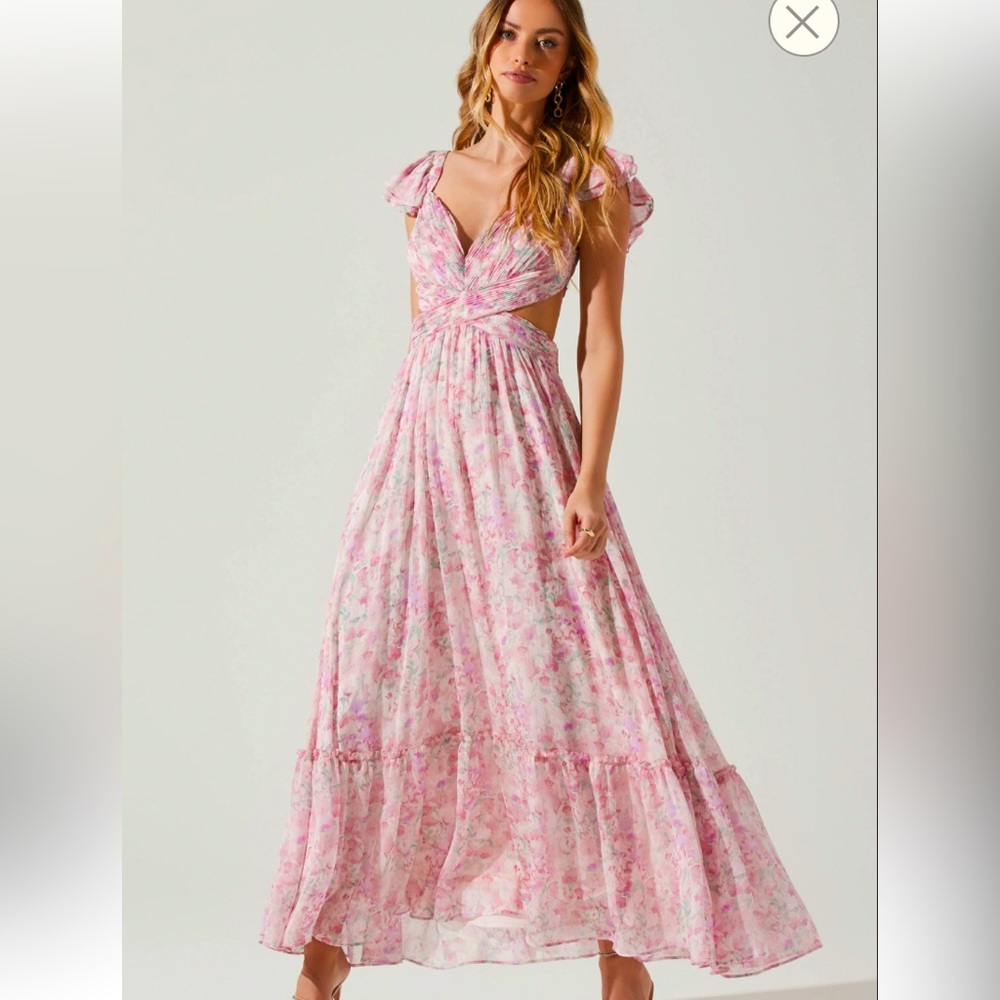 ASTR the label primrose floral dress size M